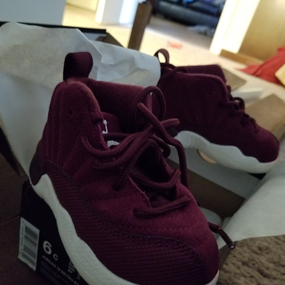 Retro jordans size 6c